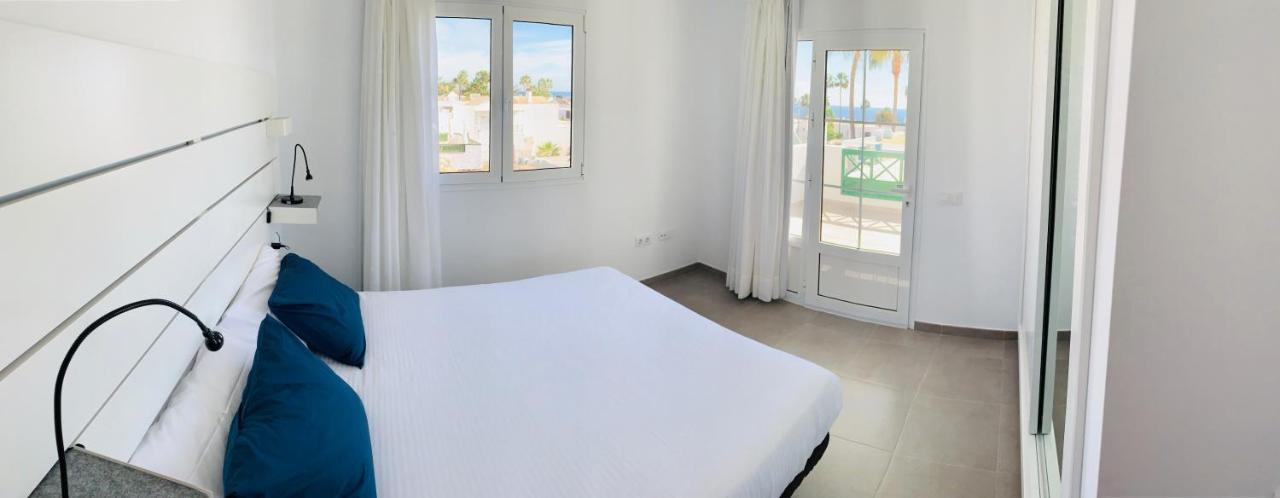 Apartamentos Zalabar Tías Екстериор снимка
